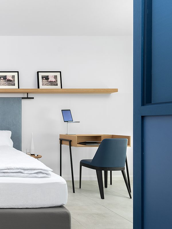BNBIZ // Hotel